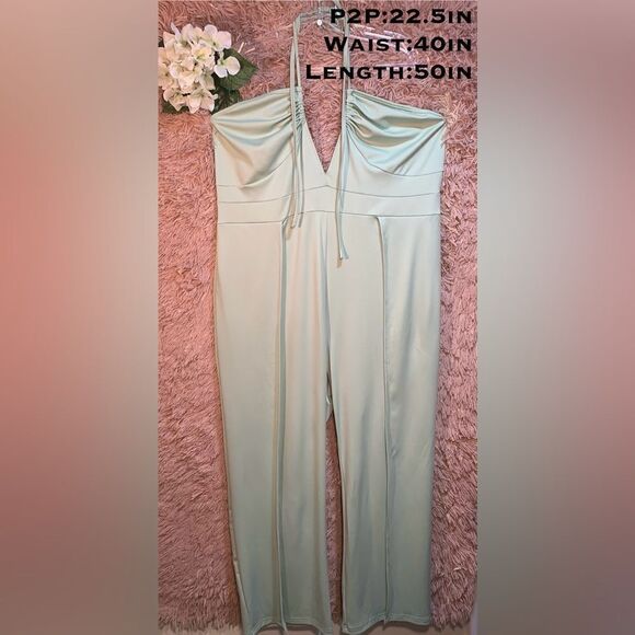 🔴SHEIN 3XL Sage Green Halter Jumpsuit with Split Leg EUC measurements in pics - Picture 4 of 8